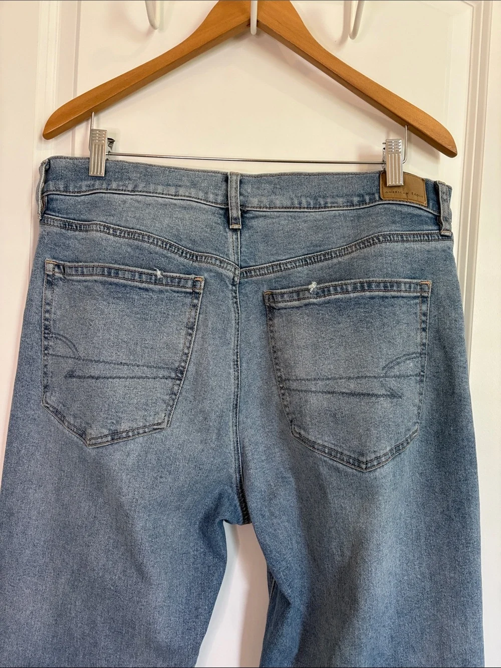 American Eagle Ex-Boyfriend Jeans Strigid Denim Size 12